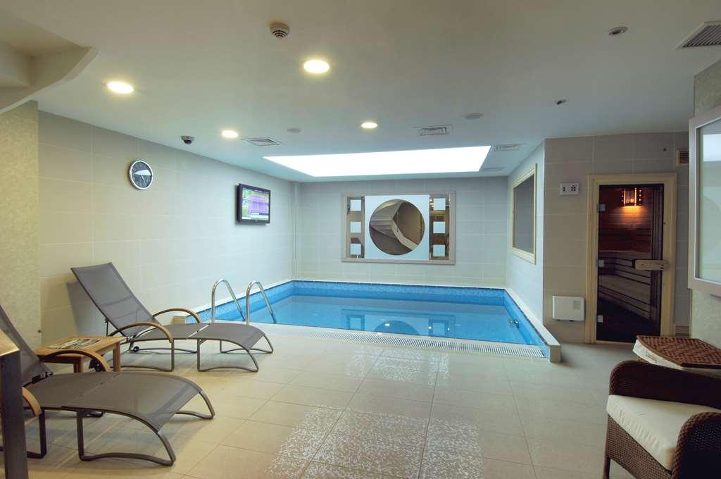 Otel Eresin Taxim & Premier 4*