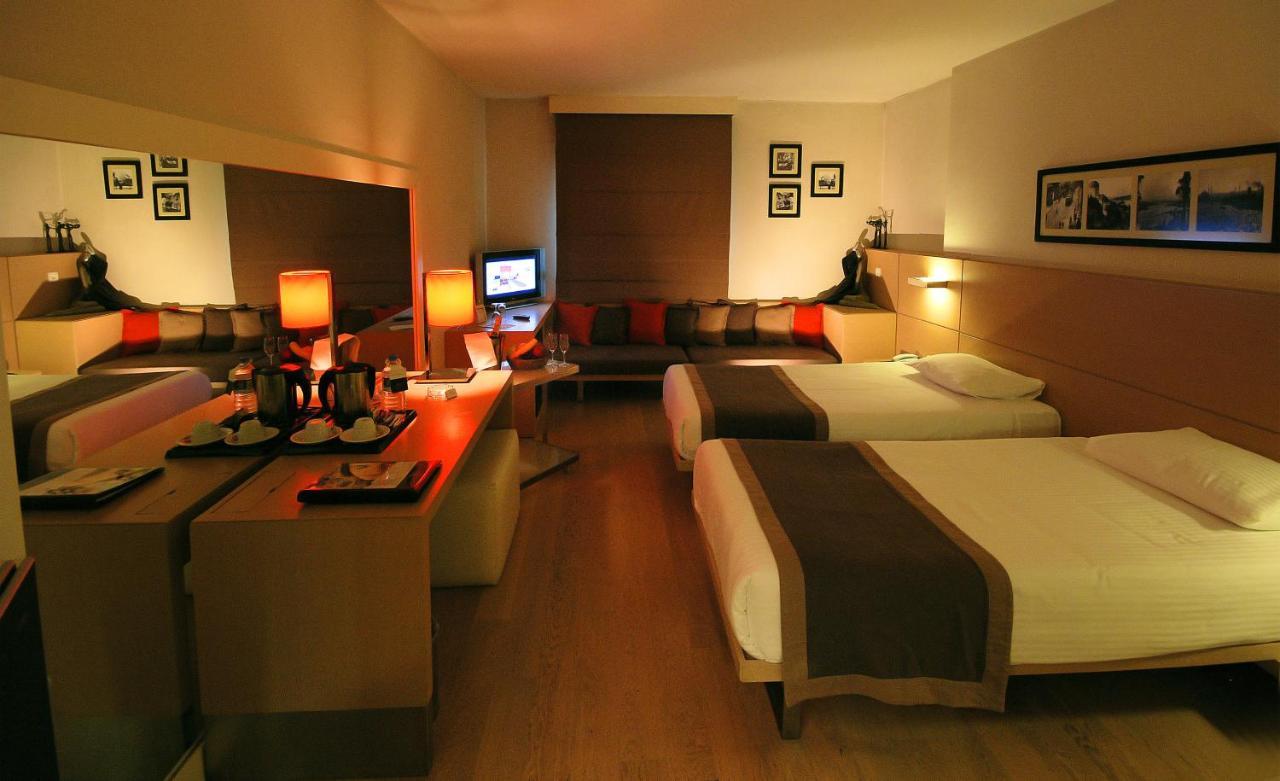 Eresin Taxim & Premier Otel 4*